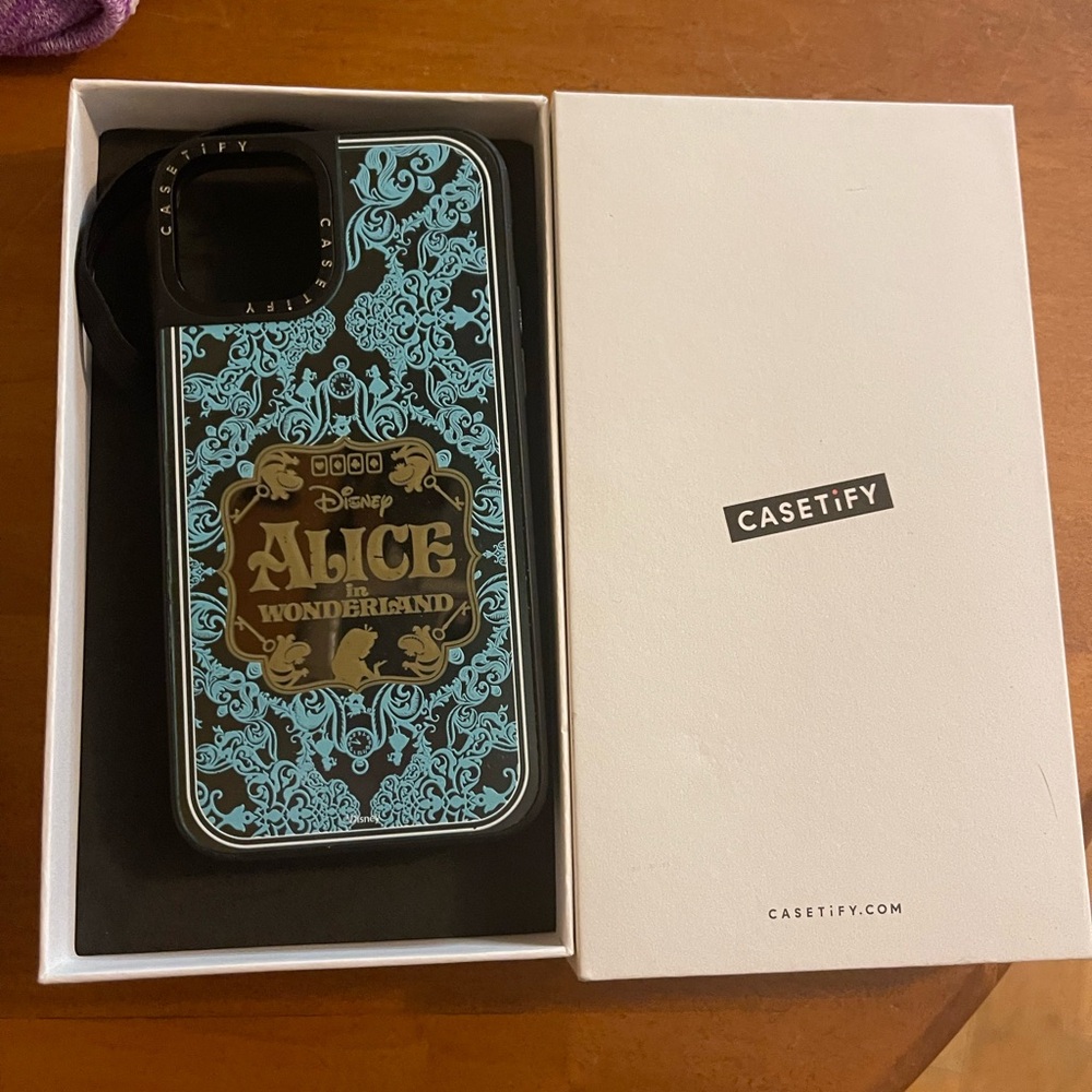iPhone 11 Pro Casetify case Alice in wonderland